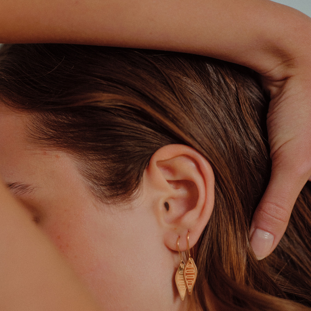 CAMELIA EARRING